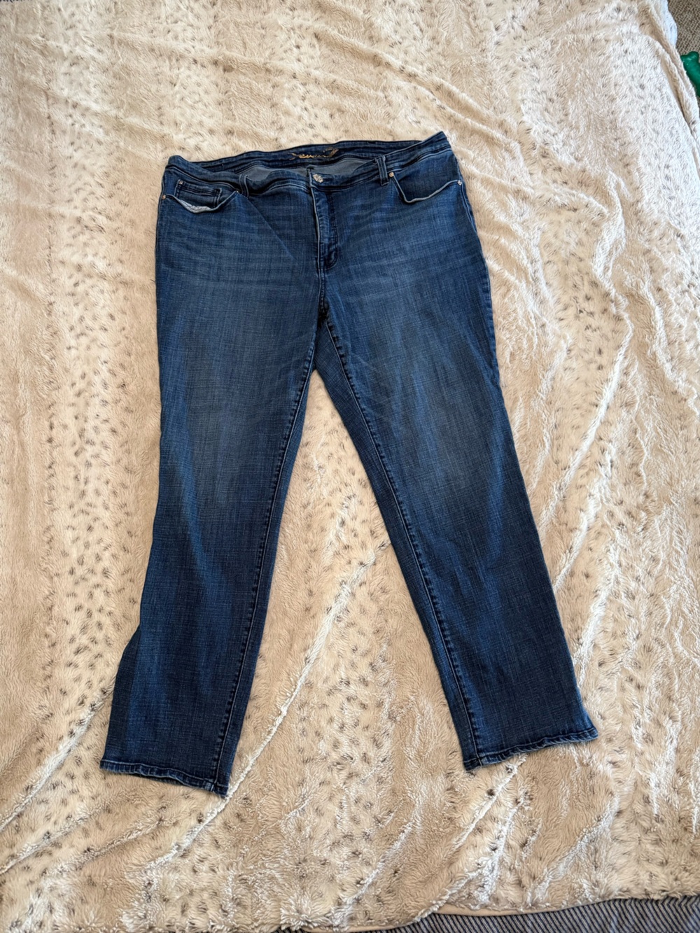 Lane Bryant Seven7 Women's Straight Leg Jeans in Dark Blue Denim